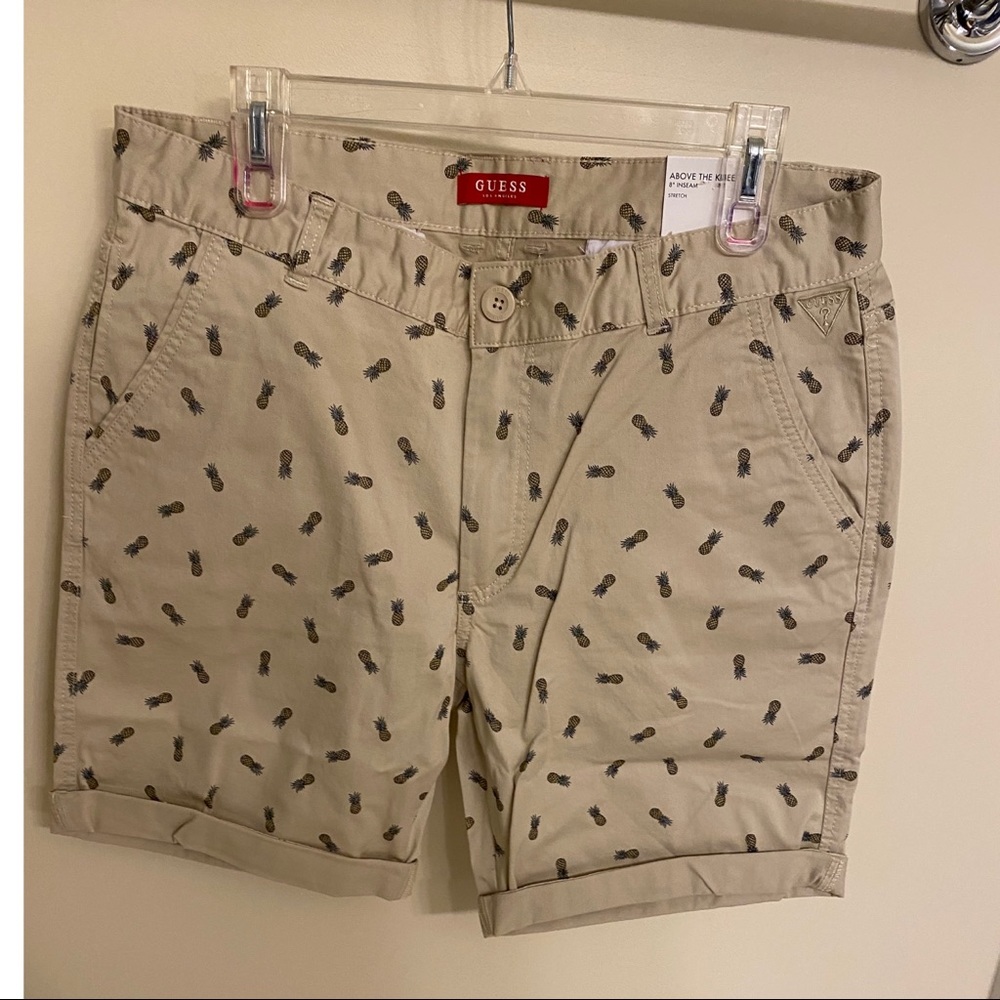 Guess Pineapple printed shorts! NWT!